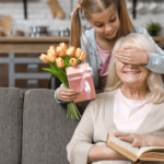 Top idées cadeaux grand-mère, des cadeaux tendres et uniques