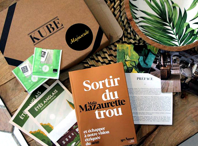 Box livre personnalisée Kube Majuscule, une idée cadeau pacs femme