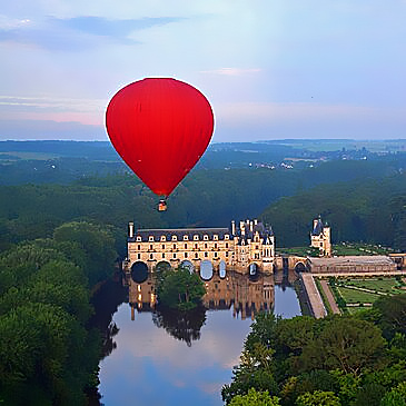 Week-end en montgolfière au Châteaux de la Loire, un cadeau pacs original